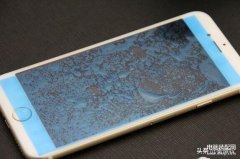 钢化膜有气泡怎么去除（手机钢化膜气泡处理技巧）