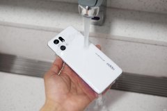 手机防水吗是真的吗（手机IP68防水效果体验）
