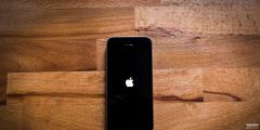 苹果手机卡在开机界面不动怎么办（iPhone启动时卡在Apple徽标不动的6种修复方法