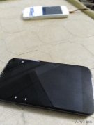手机一充电就关机是什么原因（手机自动关机解决方法）