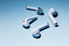 airpods掉了一个后重新配对（丢了一只的 AirPods找回方法）