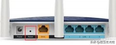 手机重置WiFi密码方法详解（手机端修改无线网络的步骤）