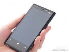 oppo手机开不开机怎么办（手机突然关机开不了机处理方法）