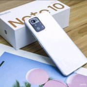买2000以内的手机选华为还是小米（二千元预算的手机购买推荐）