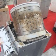 咋样清洗洗衣机（清晰洗衣机的操作步骤）