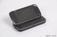 n97诺基亚刚上市的价格（诺基亚N97发售报价）