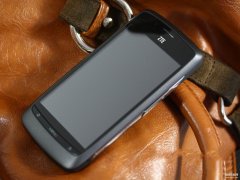 中兴v880什么时候上市的（中兴V880刀锋测评）
