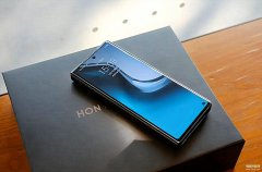 v2手机是什么牌子的（荣耀Magic V2骁龙8+处理器加持）