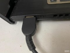 电脑开机黑屏checking media 怎么办（处理电脑出现黑屏故障的方法）