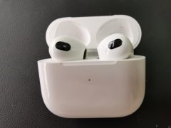 安卓手机怎么连airpods（AirPods蓝牙耳机的使用技巧）