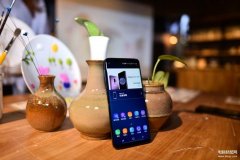 三星大屏手机怎么截屏（三星Galaxy S9多种截屏方法大揭秘）