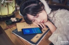 360手机n7更换电池方法(360手机N7拆机图解评测)