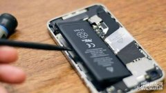 iphone换电池对手机有什么影响（iPhone换电池的利弊分析）