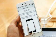 苹果手机怎么设置指纹解锁（让iPhone指纹识别自由使用）