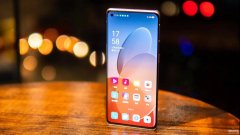 新上市的OPPOReno5Pro+值不值得买（OPPO手机封神之作的解析）