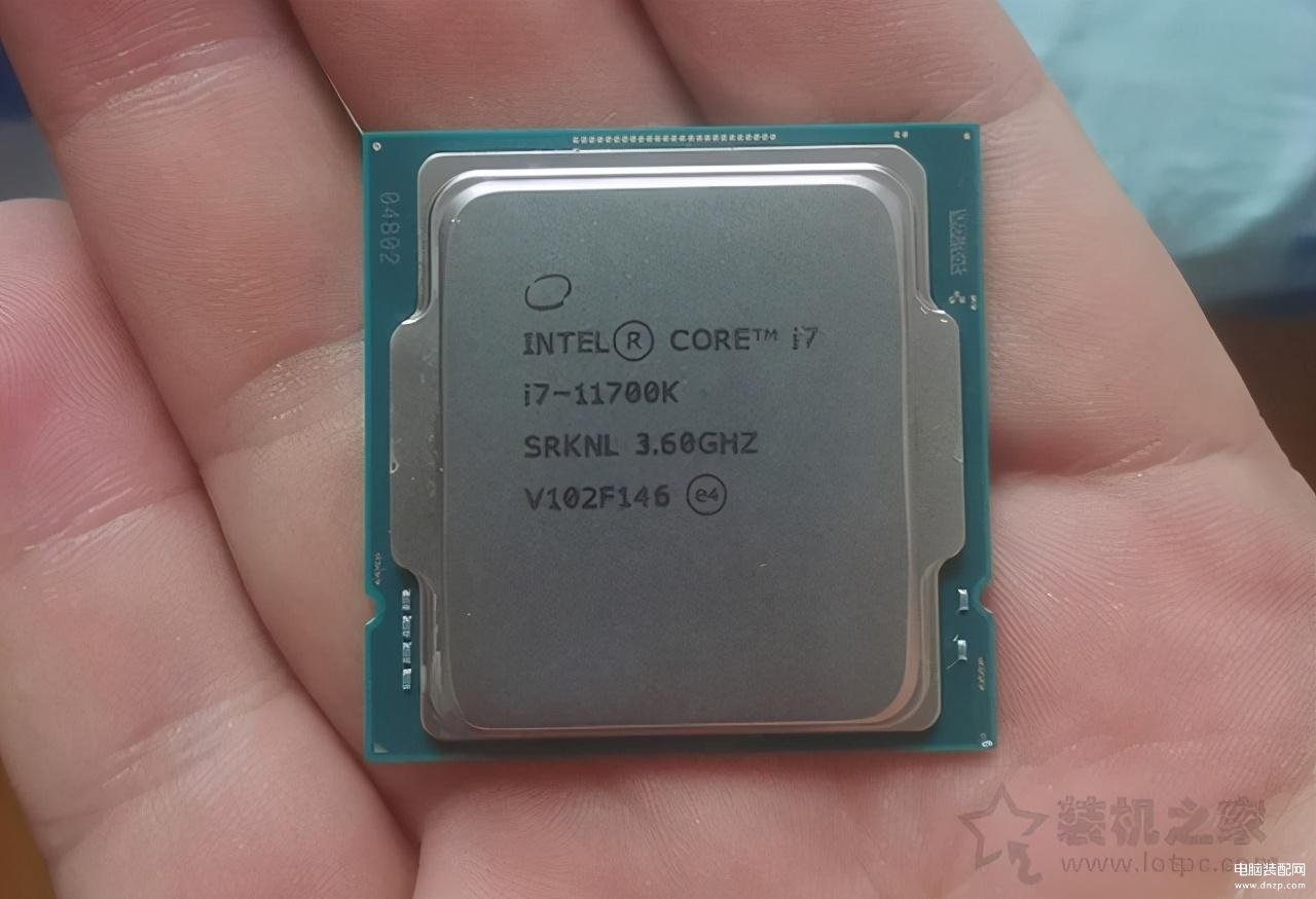 i7 11700K相比10700K性能差距大吗（R7 5800X对比评测）