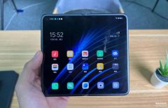 2023新款折叠手机排行榜（闭眼可入的三款折叠屏手机）