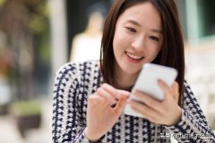 一个手机怎么开两个微信（教你快速给微信分身）