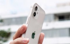 苹果背面双击截屏怎么设置方法(iOS14设置轻点背面截屏教程)