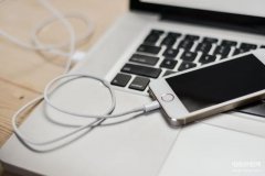 苹果手机多久换一次电池(iPhone手机电池寿命分析)