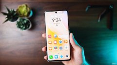 华为nova8参数配置价格（华为nova 8麒麟985+鸿蒙系统+66W快充）