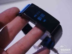 华为手环怎么调时间和日期（附：华为TalkBand B2手环时间调整方法）