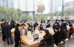 iphone丢失如何在另一部手机找回（寻找苹果手机遗失位置的方法）