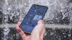  苹果12防水等级是多少（iPhone12的手机性能测试）