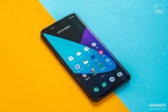 realmex50pro玩家版参数（realme X50 的屏幕尺寸配置详情）