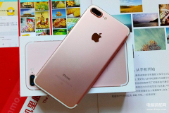 苹果xsmax黑屏有声音不亮屏怎么搞（iPhonexsmax突然黑屏打不开处理方法）