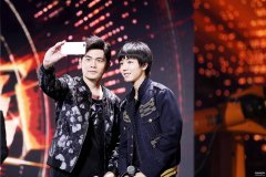 oppo r11什么时候上市的（OPPO R11发售日期）