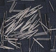 苹果手表带怎么拿下来（手表带生耳弹针结构使用方法）