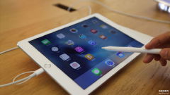 iPad怎么投屏到电视上（平板电脑无线投屏的方法）