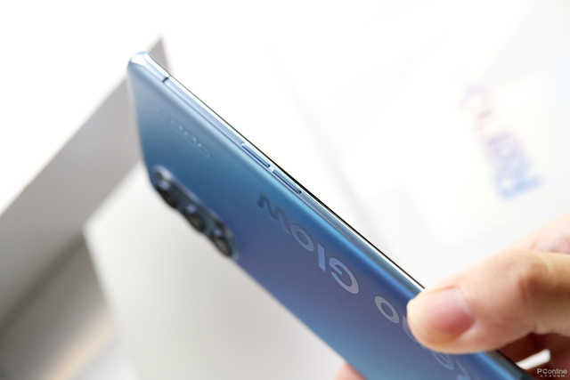 OPPO Reno4 Pro 5G体验：更快更稳，基础体验满分