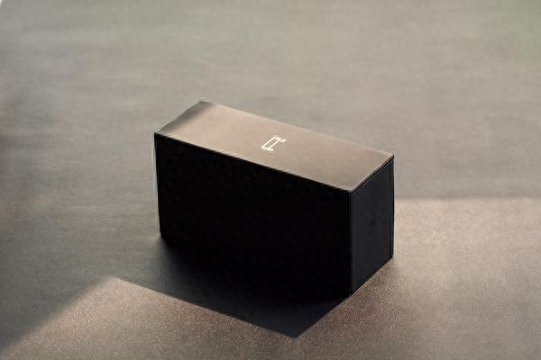 华为P8体验评测报告:主打外观面向年轻用户