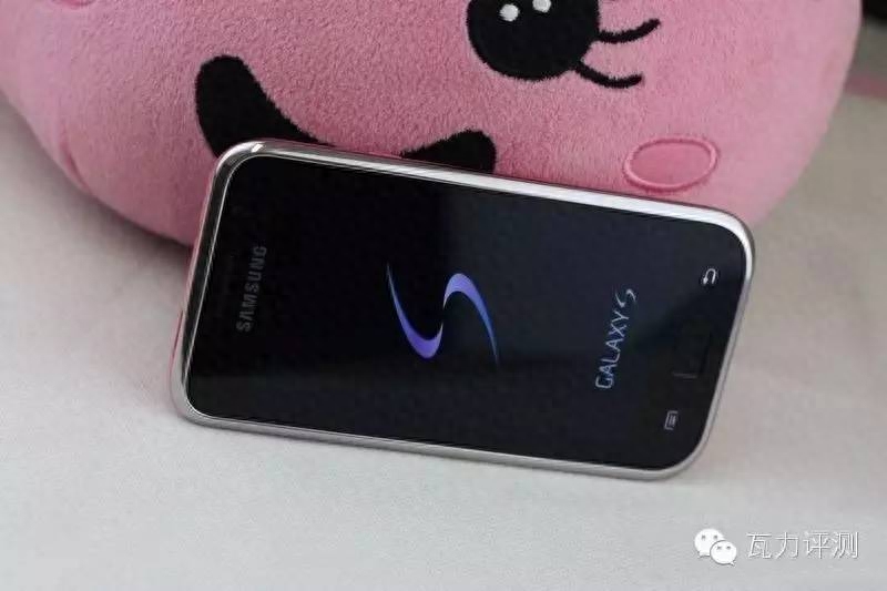 为什么说港行版的手机比国行质量好？