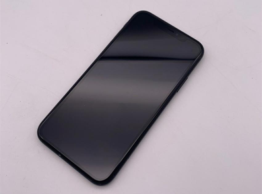 二手iPhone XR 128G版本三千元购买,日常垃圾的成色你敢买吗?