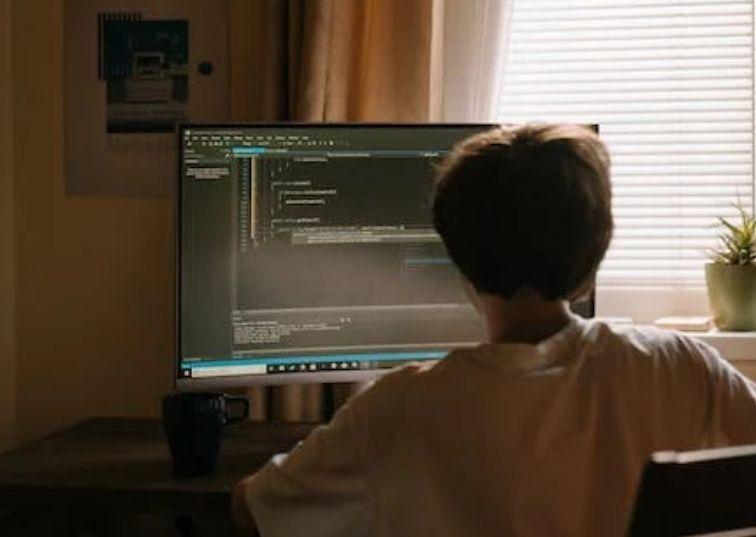 电脑自动关机的原因有哪些（一）