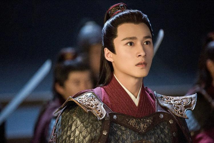 《皎若云间月》热播 夜天逸王皓祯引观众意难平