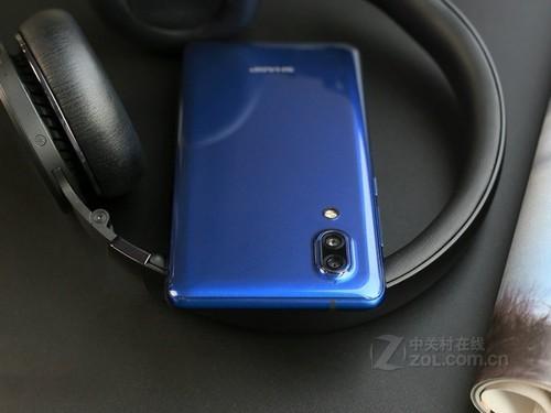 夏普S2视频流畅效果好 京东夏普手机官方旗舰店在售1999元