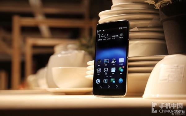 工艺彰显独特 TCL 950商务手机官网热卖