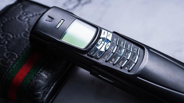 你还记得你第一款手机型号吗?我的是诺基亚5235