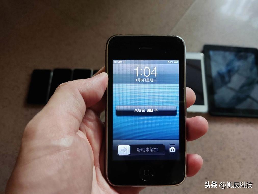 那些年苹果发布的足以&quot;封神&quot;的机型，快来看看你有没有使用过？