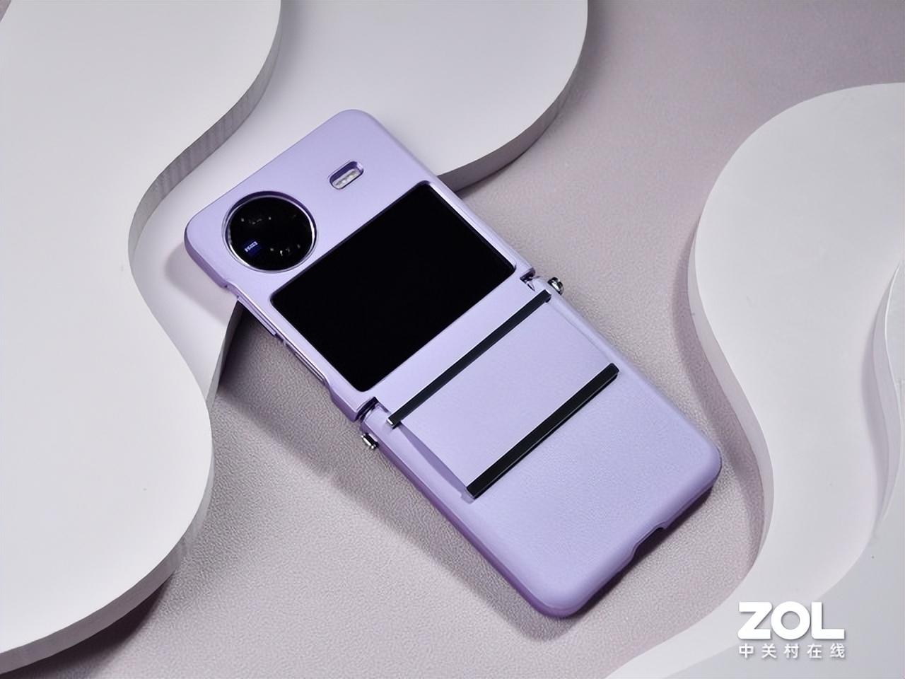 秒变“轻奢小包”,vivo X Flip素皮保护壳图赏