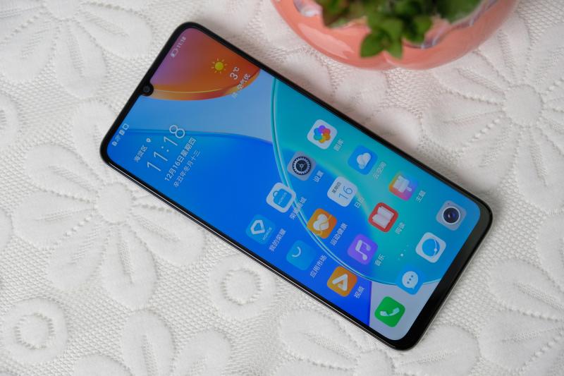 荣耀畅玩30 Plus评测:22.5W快充、5000mAh大电池加持 让5G持久战力输出