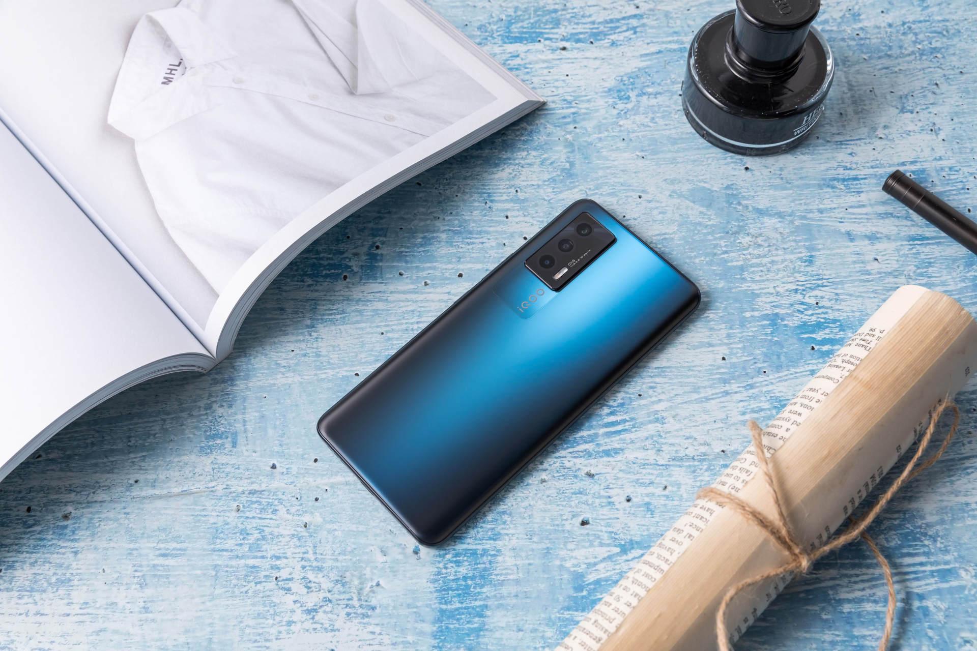 iQOO Neo5深度体验一个月，告诉你值不值得买