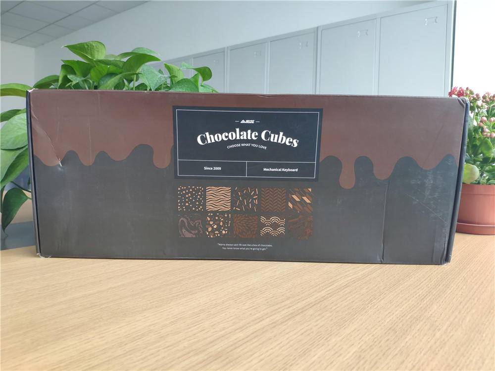 当机械键盘遇上巧克力,你会“吃了”它吗?