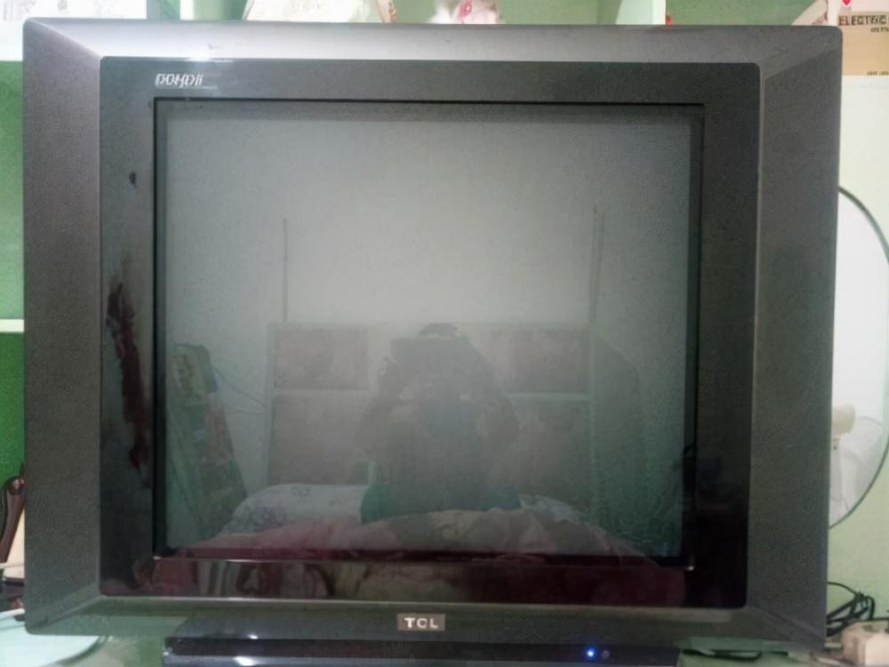 TCL9529彩色电视机