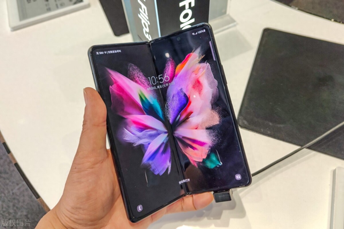 三星 Fold5 vs 华为Mate X3：折叠手机巅峰对决，哪款值得入手？