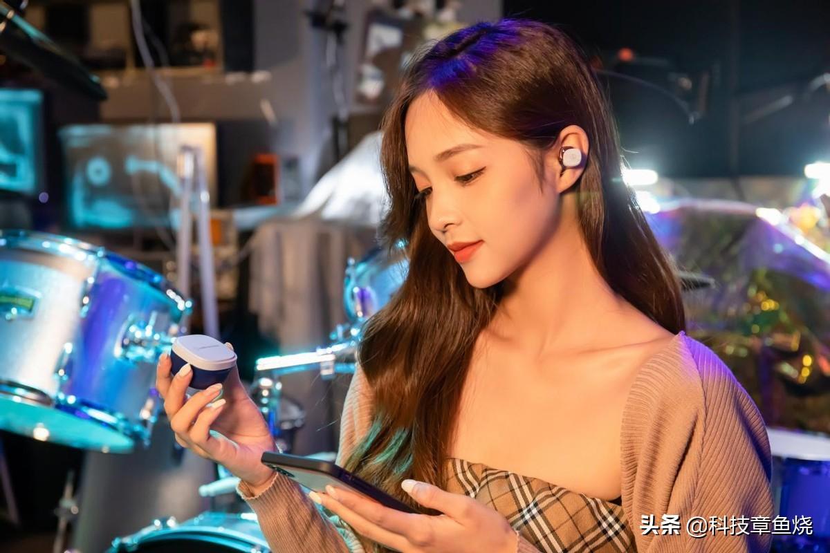 将音乐与时尚玩转于指尖，铁三角SQ1TW真无线耳机来了